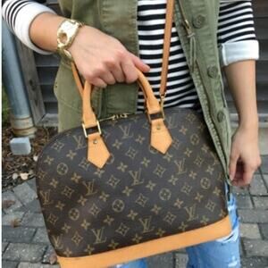 💎✨HOT BUY✨💎AUTHENTIC Louis Vuitton ALMA hand bag